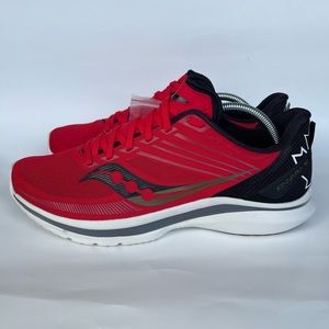 MEN'S SAUCONY KINVARA 12 Red Canada Running Shoes Limited Edition 10.5 US Size